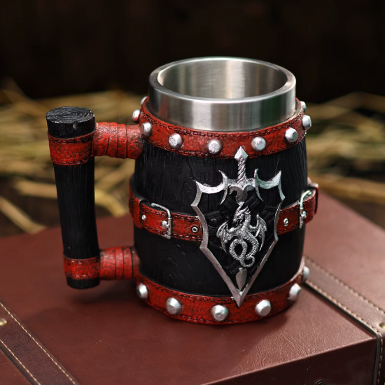 Халба за бира  Game of Thrones Targerian Hоusе на супер цена от Neostyle.bg